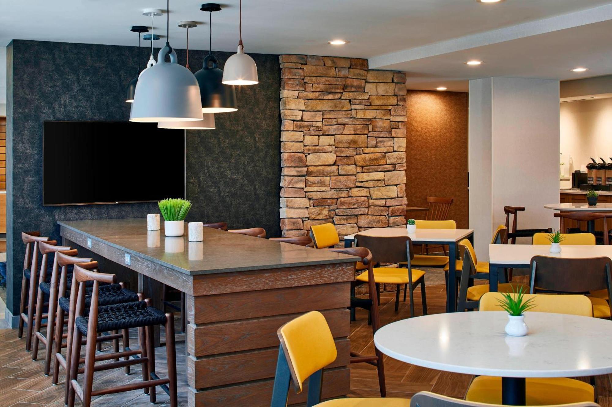 Fairfield Inn & Suites By Marriott Albany Airport מראה חיצוני תמונה